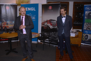 AUTOGRAMIÁDA KNIHY TATRA 815 V GALERII M, 16.12.2024